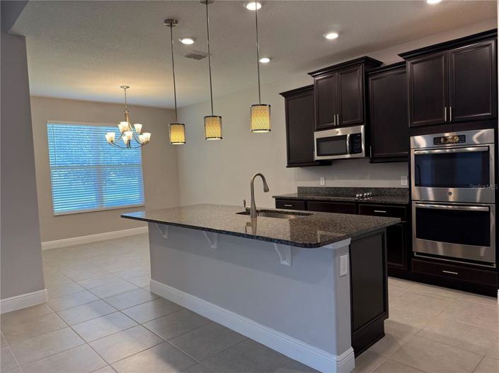 Image No.20-4 Bed House for sale