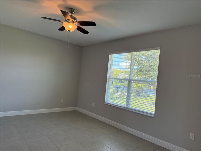 Image No.21-4 Bed House for sale