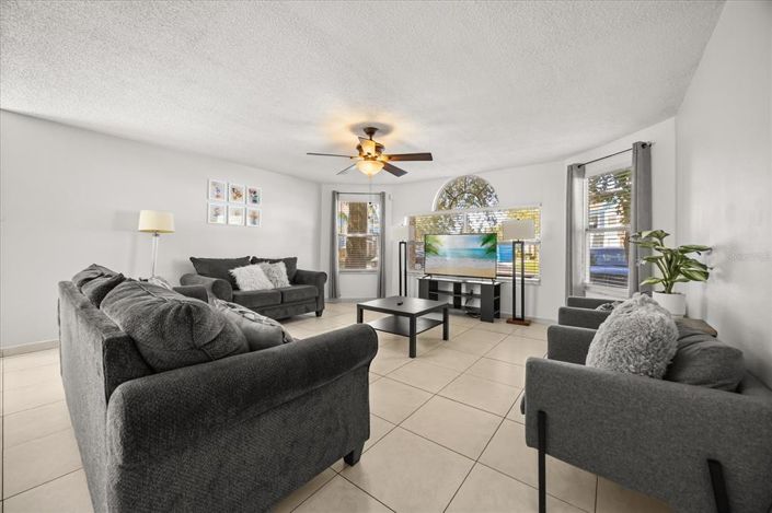 Image No.4-Appartement de 3 chambres à vendre à Saint John