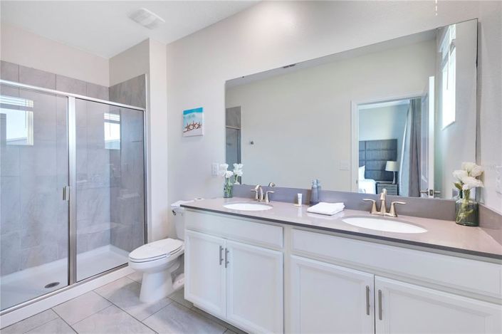 Image No.19-6 Bed House for sale