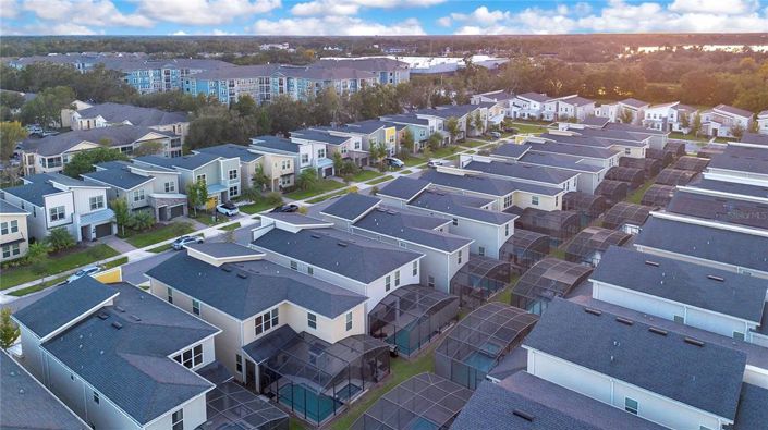 Image No.32-6 Bed House for sale