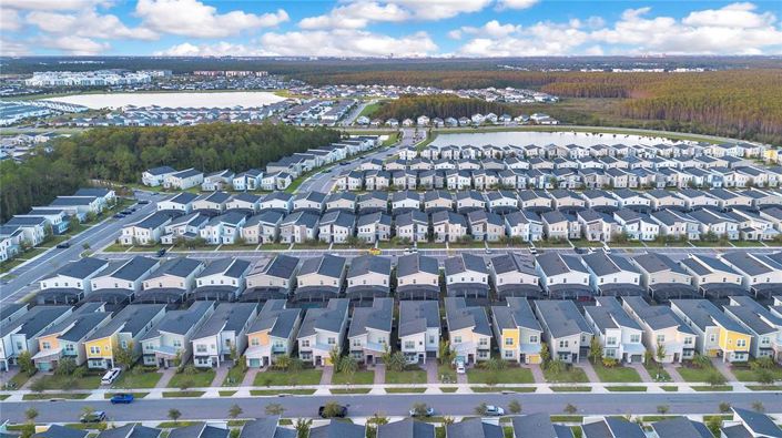 Image No.34-6 Bed House for sale