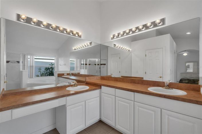 Image No.13-Maison de 4 chambres à vendre à Saint John