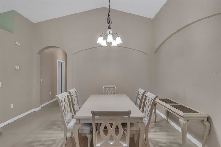 Image No.6-Maison de 4 chambres à vendre à Saint John