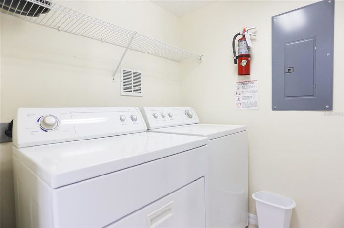 Image No.16-3 Bed Townhouse for sale