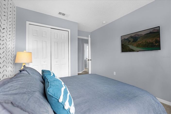 Image No.20-3 Bed Townhouse for sale