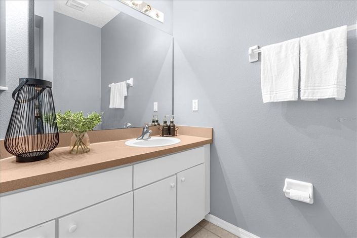 Image No.8-3 Bed Townhouse for sale