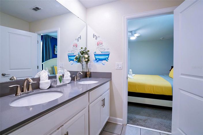 Image No.31-9 Bed House for sale