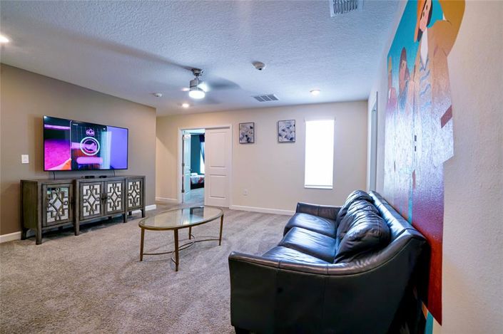 Image No.35-9 Bed House for sale