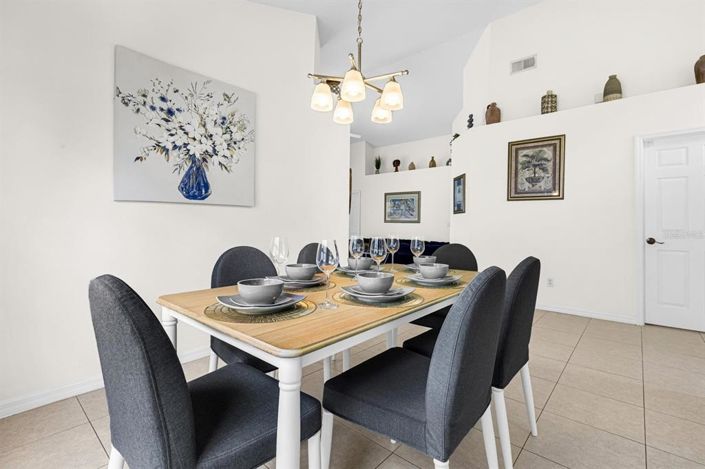 Image No.14-4 Bed House for sale