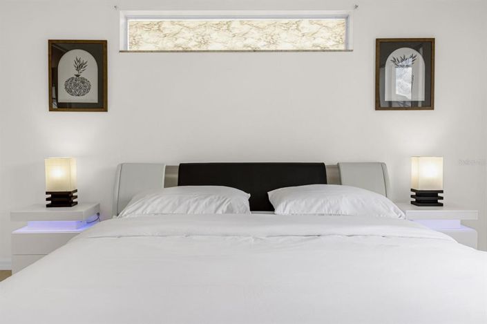 Image No.21-4 Bed House for sale