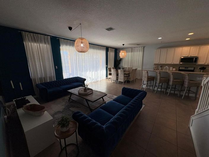 Image No.15-8 Bed House for sale