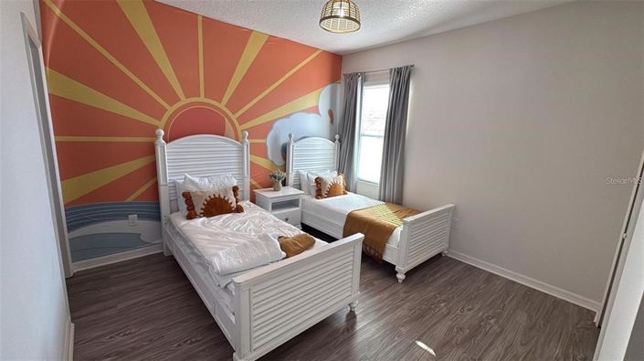 Image No.40-8 Bed House for sale