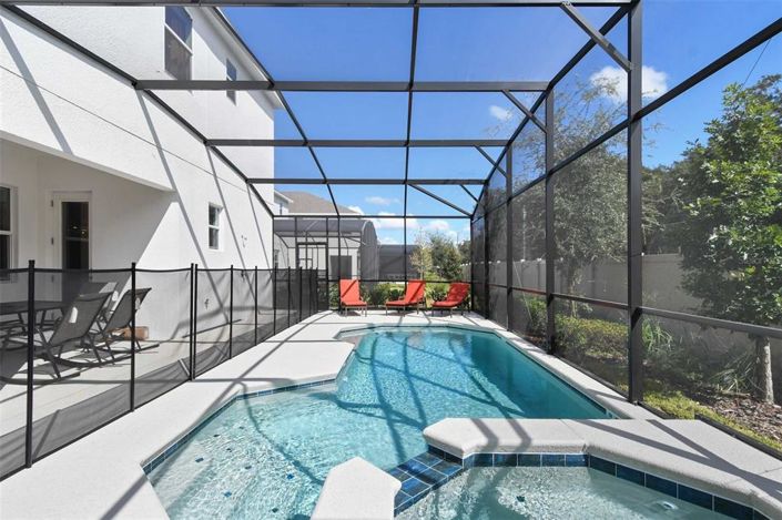 Image No.2-12 Bed House for sale