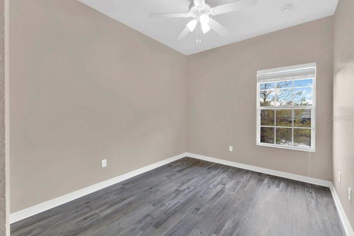 Image No.17-4 Bed Townhouse for sale