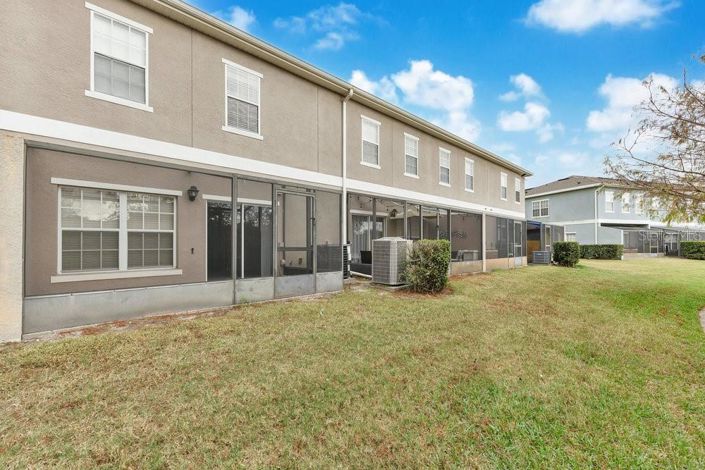 Image No.22-4 Bed Townhouse for sale