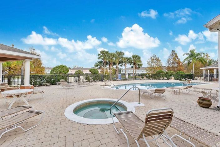 Image No.26-4 Bed Townhouse for sale