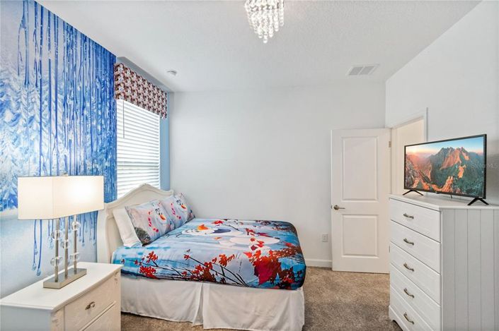 Image No.29-6 Bed House for sale