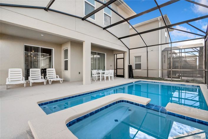 Image No.32-6 Bed House for sale