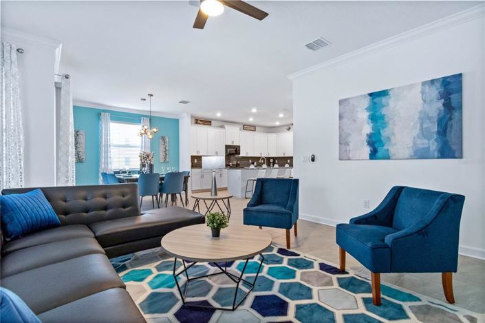 Image No.4-6 Bed House for sale