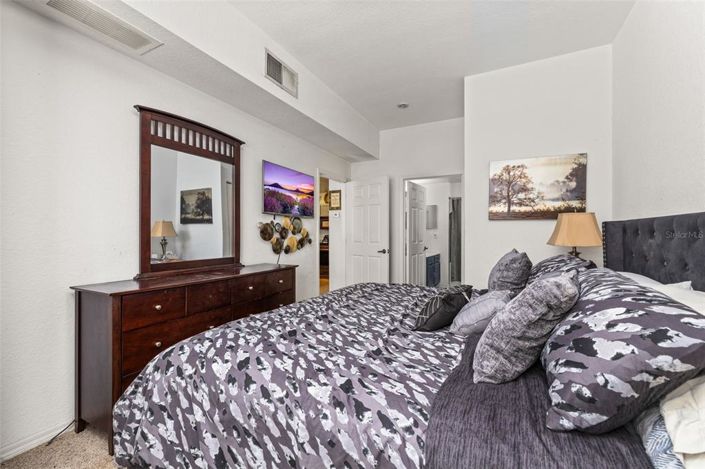 Image No.14-3 Bed Townhouse for sale