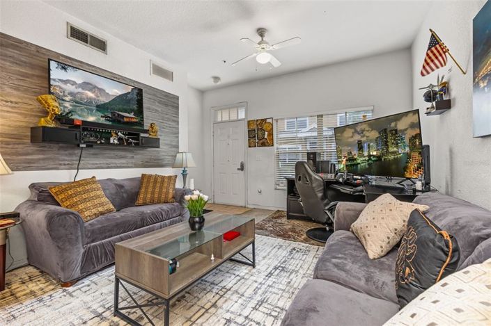 Image No.5-3 Bed Townhouse for sale