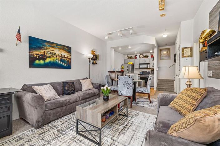 Image No.6-3 Bed Townhouse for sale