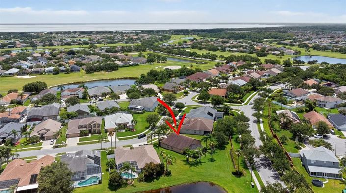 Image No.10-3 Bed House for sale