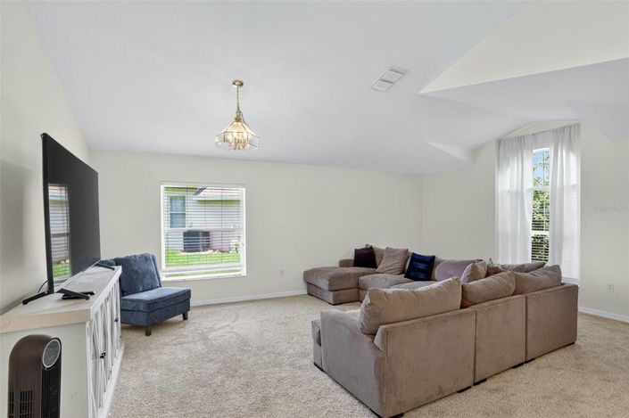 Image No.16-3 Bed House for sale