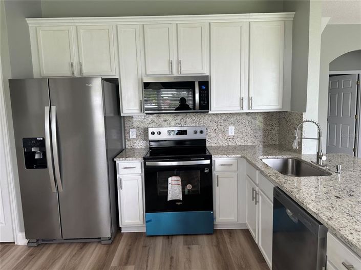 Image No.20-4 Bed House for sale