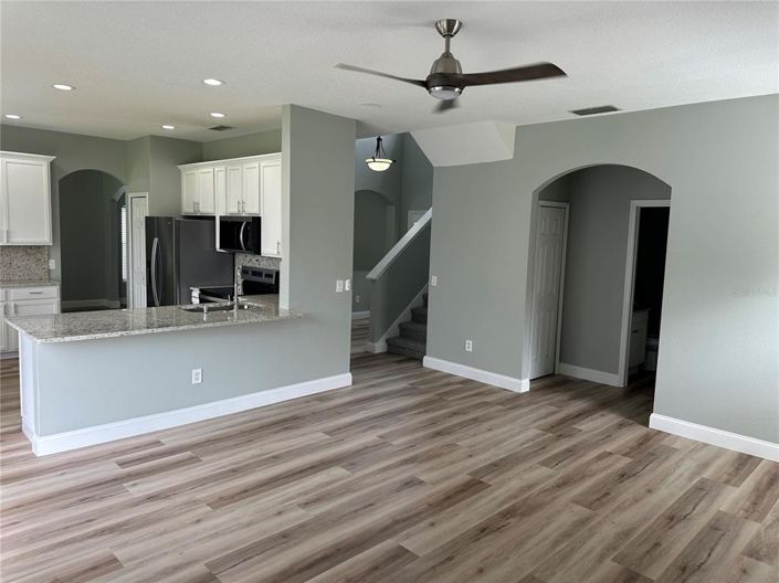 Image No.25-4 Bed House for sale