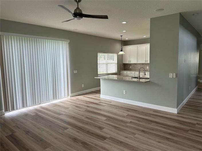 Image No.27-4 Bed House for sale