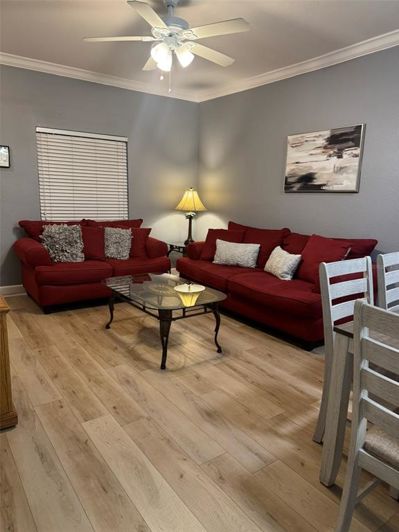 Image No.12-3 Bed Townhouse for sale