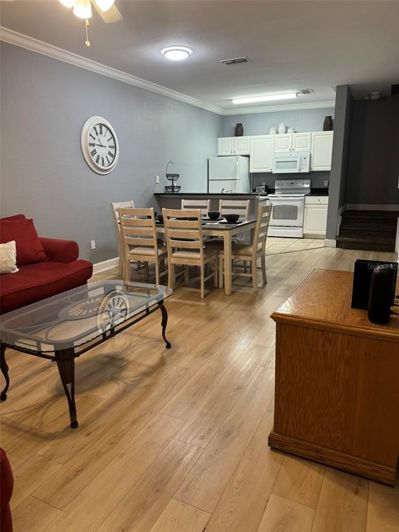 Image No.3-3 Bed Townhouse for sale