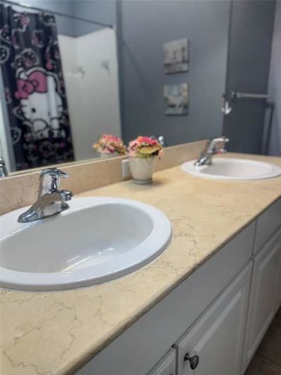 Image No.42-3 Bed Townhouse for sale