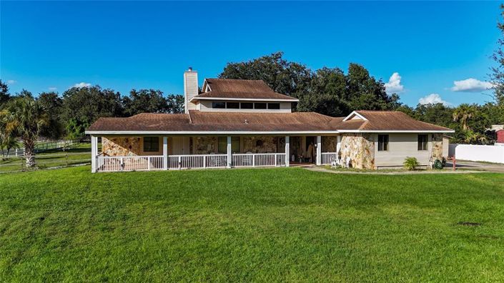 Image No.2-4 Bed House for sale