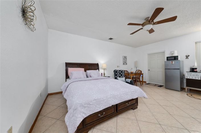 Image No.52-4 Bed House for sale