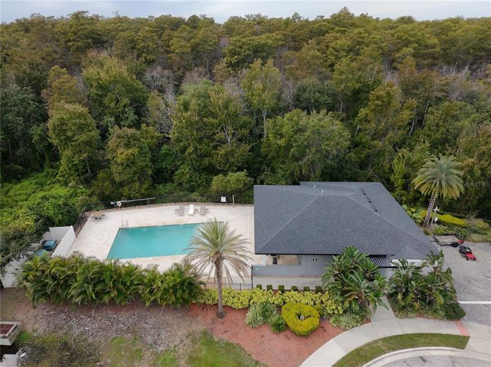 Image No.17-4 Bed Townhouse for sale