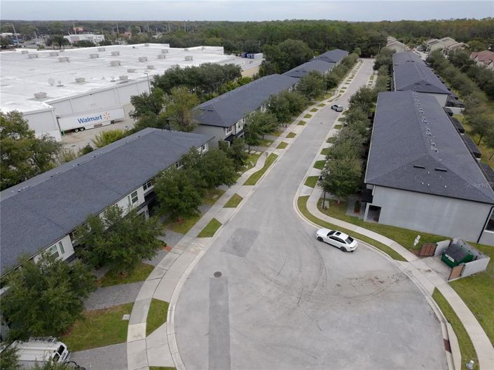 Image No.19-4 Bed Townhouse for sale