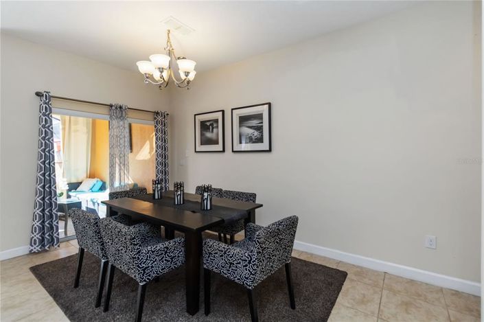 Image No.11-4 Bed Townhouse for sale