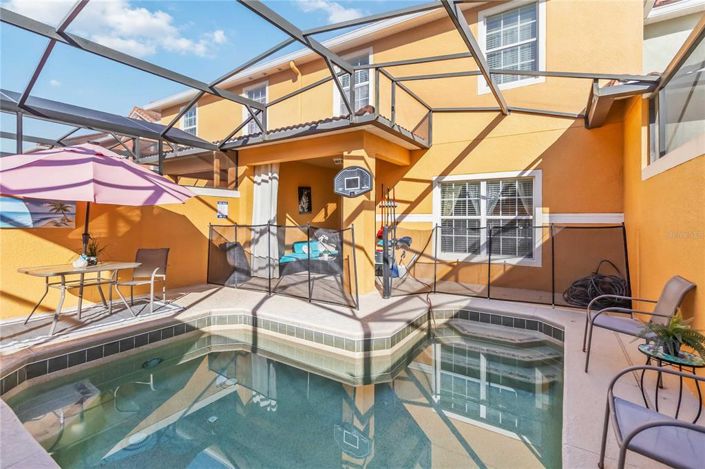 Image No.24-4 Bed Townhouse for sale