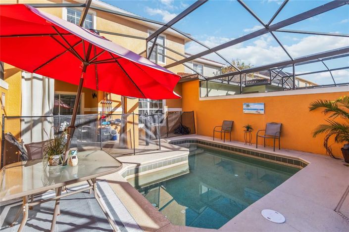 Image No.25-4 Bed Townhouse for sale