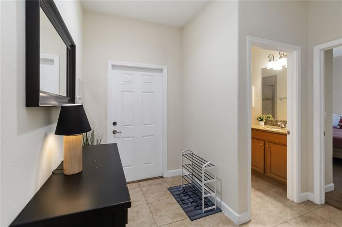 Image No.4-4 Bed Townhouse for sale