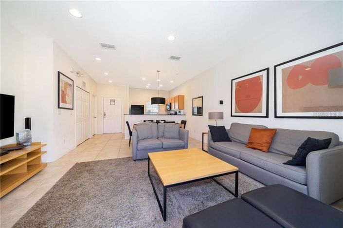 Image No.11-2 Bed Townhouse for sale