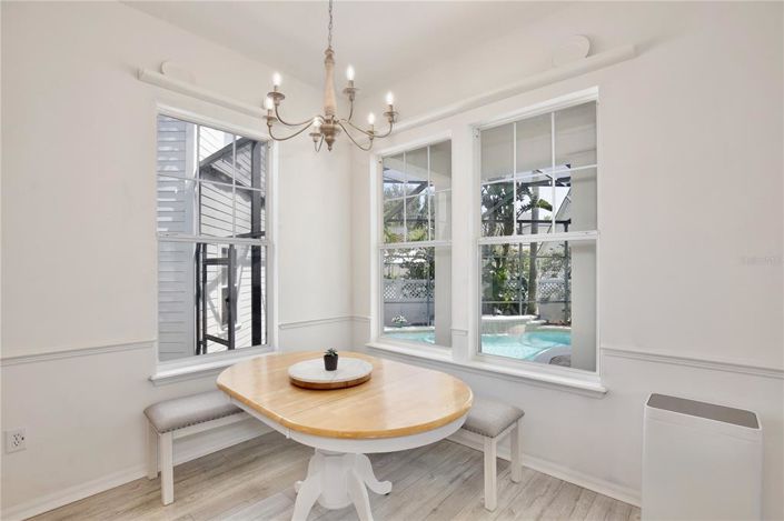 Image No.17-5 Bed House for sale