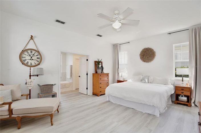 Image No.22-5 Bed House for sale