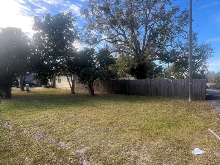 Image No.25-3 Bed House for sale