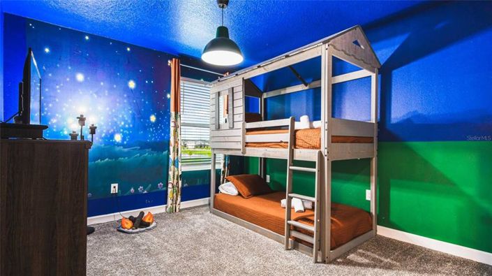 Image No.10-6 Bed House for sale