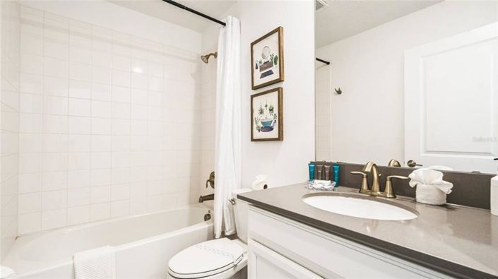 Image No.26-6 Bed House for sale