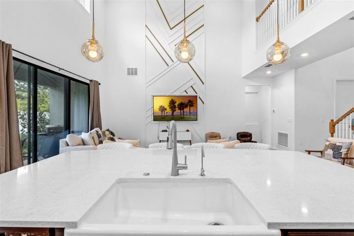 Image No.14-5 Bed House for sale